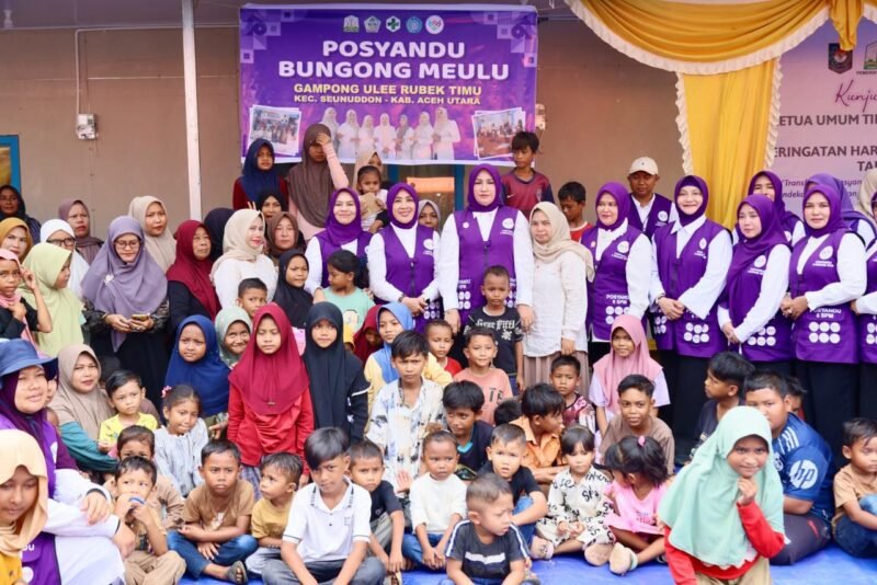 Ketua Umum Tim Pembina Posyandu, Tri Tito Karnavian, menyampaikan arahan mengenai 6 Standar Pelayanan Minimal (SPM) Posyandu sesuai Permendagri Nomor 13 Tahun 2024 pada puncak peringatan Hari Posyandu Nasional 2026 di Lapangan Gampong Geudumbak, Kecamatan Langkahan, Aceh Utara, Rabu (29/4/2026).