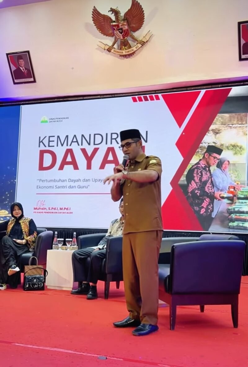 Dinas Pendidikan Dayah Aceh dorong dayah mandiri lewat optimalisasi lahan, koperasi, dan digitalisasi dalam Talk Show Kemandirian Ekonomi Pesantren bersama BI di USK, Senin 27 April 2026.