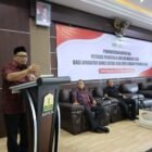 Kepala Dinas Sosial Aceh, Budi Afrizal, secara resmi membuka kegiatan Peningkatan Kapasitas Pengelola Aplikasi Sistem Informasi (SIKS-NG), yang digelar sebagai upaya memperkuat kualitas data sosial, Kamis 16/04/2026.