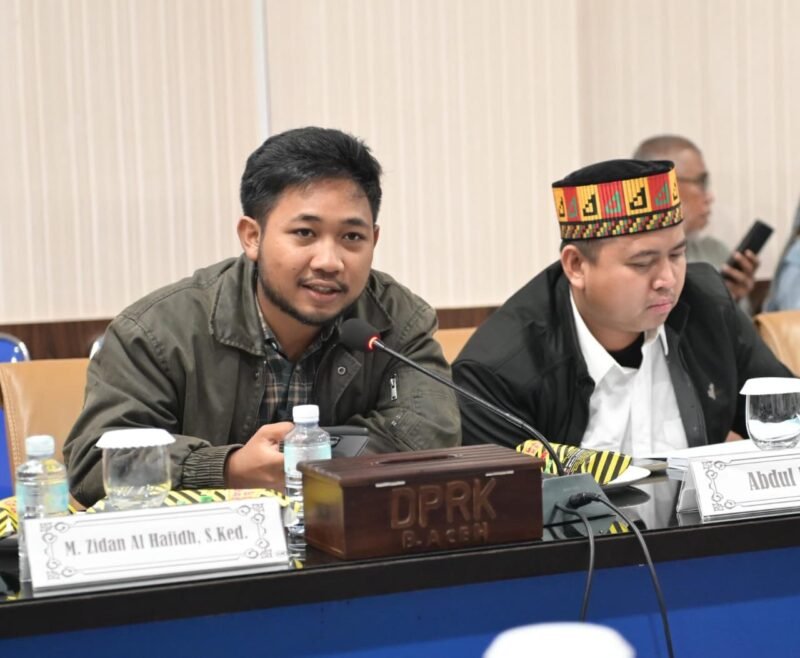Pemadaman listrik massal melanda hampir seluruh Aceh dan sebagian besar Sumatera, Jumat malam (22/5/2026) sekitar pukul 18.44 WIB. Blackout mendadak jelang magrib ini picu keluhan luas karena minim informasi resmi dari PLN.