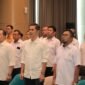 Sekretaris Daerah (Sekda) Aceh sekaligus Ketua Umum KAGAMA Aceh, M. Nasir, memberikan sambutan saat membuka Rapat Kerja dan Silaturahmi Pengurus Daerah KAGAMA Aceh di Gedung Landmark BSI, Banda Aceh, Sabtu (2/5/2026).