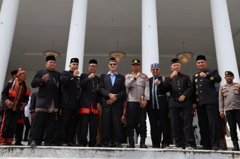 Buka Mubes MAA 2026, Wali Nanggroe tegaskan pemulihan pasca banjir Aceh harus pulihkan sosial dan nilai adat, bukan hanya infrastruktur, serta minta MAA berperan aktif kawal bantuan dan revitalisasi adat, Rabu 07/05/2026.