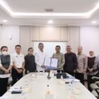 Penandatanganan Nota Kesepahaman (MoU) antara Pemerintah Aceh dan Kementerian ATR/BPN terkait Sinergi Bidang Agraria, Pertanahan, dan Tata Ruang. Langkah ini menjadikan Aceh sebagai provinsi pertama di Indonesia yang mengintegrasikan data spasial dengan pemerintah pusat guna mempercepat legalitas lahan dan mewujudkan tata kelola SDA yang transparan. (Jakarta, 12 Mei 2026).