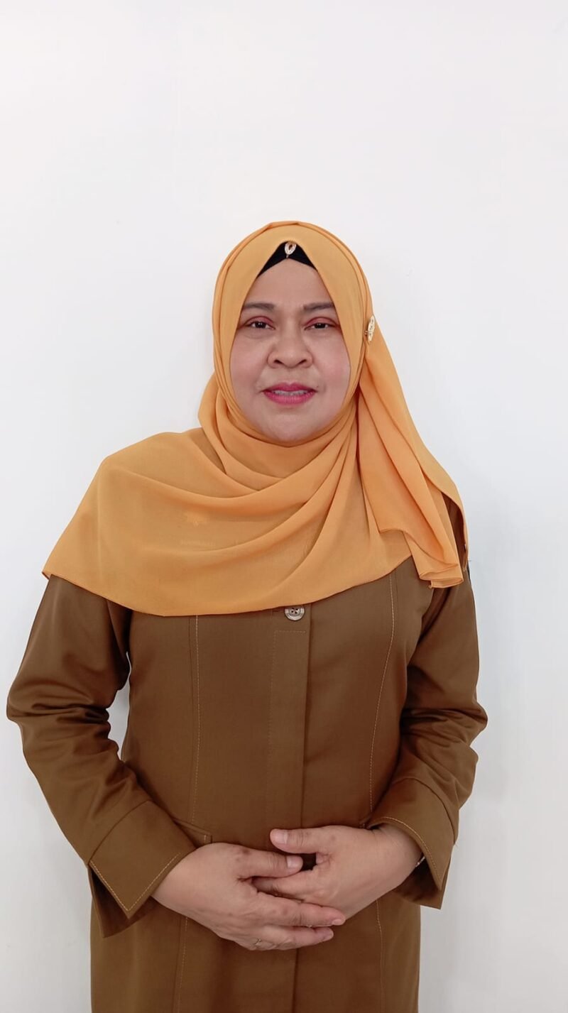 kepala dinas sosial Banda Aceh Sukmawati,  M.AP