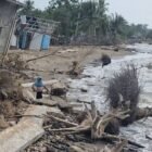 Banjir Rob di Seputaran Pantai Akibat Cuaca Ekstrem