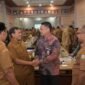Wakil Gubernur Aceh, Fadlullah, SE bersama seluruh Bupati dan Walikota se Aceh serta SKPA terkait rapat Koordinasi pencegahan Korupsi dengan KPK RI di Aula Inspektorat Aceh, Banda Aceh (19/5/2026) . 