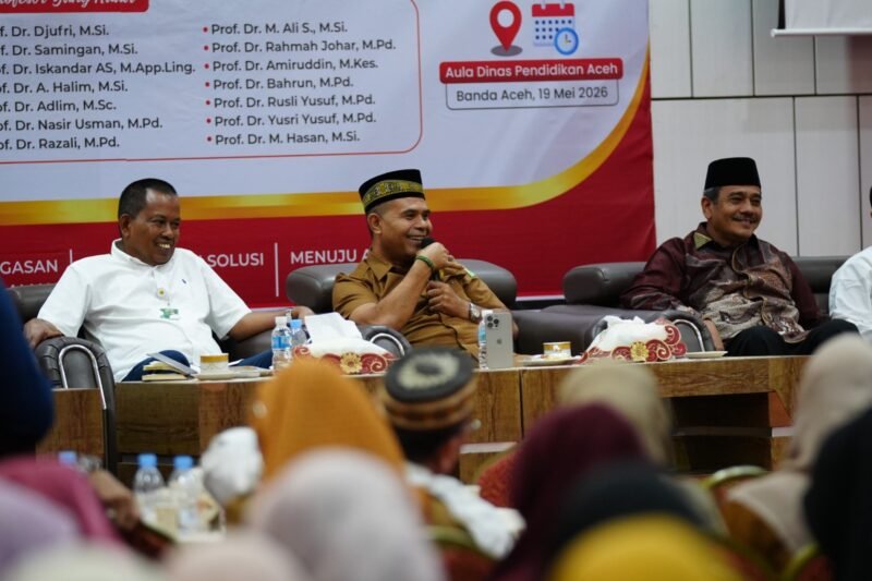 Suasana hangat forum 