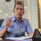Ketua DPRA Zulfadhli sampaikan ucapan Hardiknas 2026, Sabtu (2/5/2026). Ia tekankan sinergi pendidikan umum dan dayah sebagai pilar utama bangun SDM Aceh.