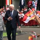 Pertemuan bilateral di Istana Merdeka pada Senin (15/6) berfokus pada penguatan kerja sama ekonomi strategis, mulai dari ekosistem kendaraan listrik hingga pengembangan pendidikan vokasi.