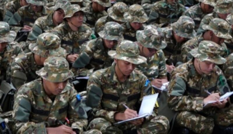 Calon Manajer Kopdes Merah Putih Saat ikut Latihan Militer / foto afu