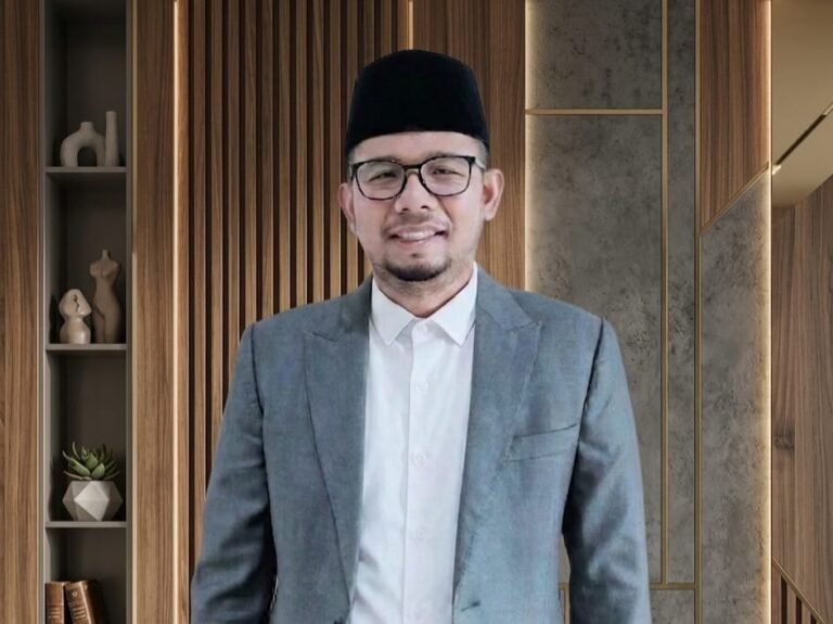 Laskar Aswaja Aceh memberikan apresiasi kepada Pemerintah Kota Banda Aceh atas ketegasan dalam merazia hotel dan penginapan guna menegakkan Syariat Islam tanpa pandang bulu, termasuk dalam penanganan kasus dugaan pelanggaran jarimah khalwat yang melibatkan oknum kedekatan dengan pejabat.