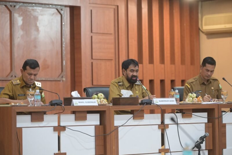 Pemerintah Aceh raih Indeks RB 82,73 predikat A- tahun 2025, naik dari 79,69 BB di 2024. Hasil evaluasi KemenPANRB, wujud tata kelola efektif dan pelayanan publik lebih baik, Rabu 03/06/2026.