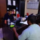 Kabid Humas Polda Aceh Kombes Pol. Joko Krisdiyanto memberikan keterangan terkait pengungkapan kasus dugaan pemerasan dan pungutan liar (pungli) di kawasan wisata Desa Lamreh, Aceh Besar. Tim URC Ditreskrimum Polda Aceh berhasil mengamankan lima orang terduga pelaku beserta sejumlah barang bukti.