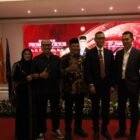 Sekretaris Daerah (Sekda) Aceh, M. Nasir, S.IP., MPA (paling kanan), saat menghadiri Sidang Terbuka Promosi Doktor Ilmu Administrasi Bisnis Ir. H. T.A. Khalid, M.M (kedua dari kiri) di Gedung Pascasarjana FISIP Universitas Padjadjaran (Unpad), Bandung, Sabtu (27/6/2026).