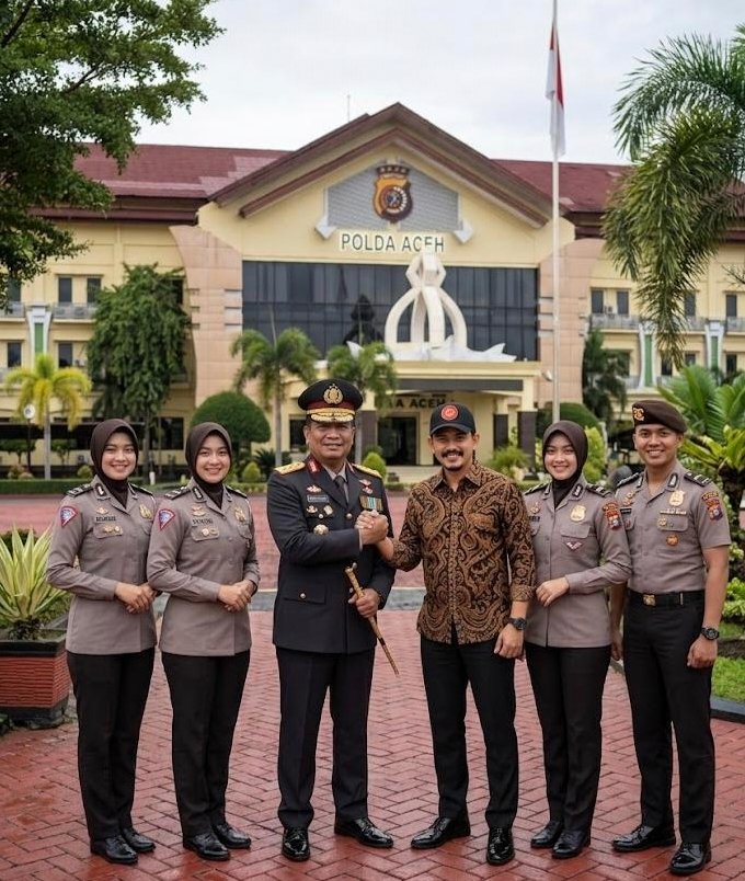Pengamat Politik dan Akademisi USK, Prof. Dr. T.M. Jamil, M.Si., memberikan catatan kritis dan harapan baru bagi jajaran kepolisian, khususnya menyambut kepemimpinan Kapolda Aceh yang baru dalam mewujudkan Polri yang humanis, adil, dan dicintai rakyat di Serambi Mekkah.