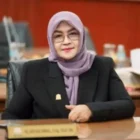 Ketua Komisi III DPRA dari Fraksi Partai Aceh, Hj. Aisyah Ismail, S.Ag (Kak Iin), menyatakan dukungan penuh terhadap langkah Gubernur Aceh Muzakir Manaf yang meminta penundaan persetujuan PoD I Lapangan Tangkulo demi memastikan keuntungan maksimal bagi daerah, Selasa (2/6/2026).
