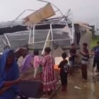 Dampak kerusakan pada salah satu unit Hunian Sementara (Huntara) di Desa Gedumbak, Kecamatan Langkahan, Aceh Utara, pascahujan dan angin kencang, Selasa (2/6/2026). Peristiwa ini memicu sorotan publik terkait kualitas konstruksi bangunan pascabencana tersebut.
