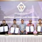 Banda Aceh kembali raih opini Wajar Tanpa Pengecualian (WTP) dari BPK RI Perwakilan Aceh untuk ke-18 kalinya secara berturut-turut. Laporan Hasil Pemeriksaan LKPD diserahkan Kepala BPK RI Perwakilan Aceh Andri Yogama kepada Wali Kota Hj. Illiza Sa’aduddin Djamal, didampingi Ketua DPRK Irwansyah ST & Sekda Jalaluddin di Gedung BPK Aceh, Kamis 4/6/2026.