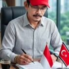 Prof. Dr. T.M. Jamil, M.Si.
Ilmuwan Politik dan Akademisi Universitas Syiah Kuala (USK)
Direktur Pusat Kajian Politik dan Sosial Aceh.