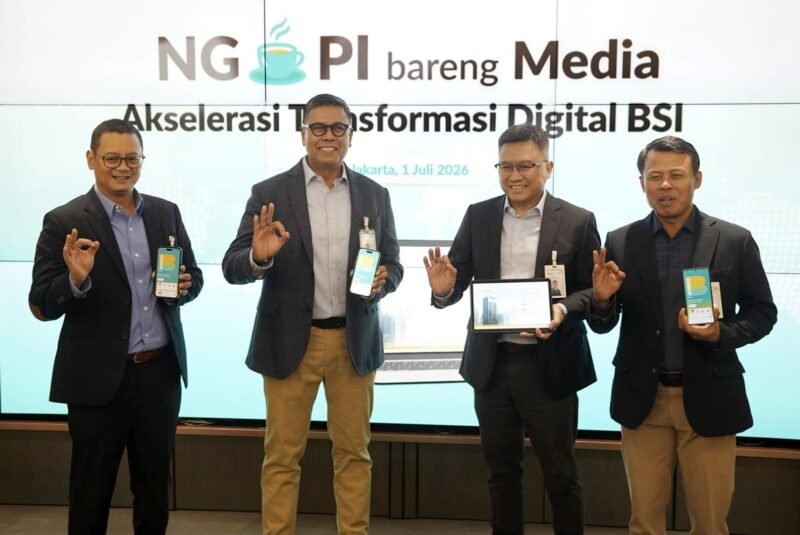 Direktur Utama PT Bank Syariah Indonesia Tbk (BSI) Anggoro Eko Cahyo memberikan paparan terkait keberhasilan migrasi sistem core banking terbaru di Banda Aceh. Transformasi IT ini berhasil meningkatkan efisiensi operasional hingga 80 persen dan siap menopang target 40 juta nasabah pada tahun 2030. 