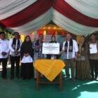 Wali Kota Banda Aceh Illiza Sa’aduddin Djamal meresmikan model sarana Water, Sanitation, and Hygiene (WASH) di SMP Negeri 9 Banda Aceh, Rabu 15/7/2026.