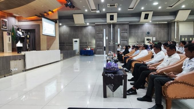 Wali Kota Banda Aceh Illiza Sa’aduddin Djamal meluncurkan sosialisasi Waste Collecting Point (WCP) di Balai Kota, Rabu 15/7/2026. 