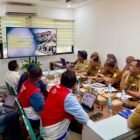 Tim gabungan Pemerintah Aceh bersama Polda Aceh melakukan inspeksi mendadak (sidak) pengendalian distribusi BBM subsidi di salah satu SPBU di Banda Aceh, Kamis (30/7/2026). 