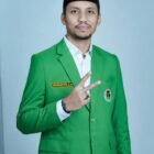 Anggota Komisi IV DPRK Aceh Besar, Satria Maulana Putra, memberikan keterangan terkait penanganan dampak musim kemarau yang memicu kekeringan areal persawahan di Kabupaten Aceh Besar, Rabu (22/7/2026).