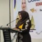 Ketua Pokja Bunda PAUD Aceh, Mukarramah Fadhlullah, memberikan arahan dalam Kegiatan Penguatan Pokja Bunda PAUD Kabupaten/Kota Tahun 2026 yang berlangsung di Hotel Rasamala, Banda Aceh, Senin (27/7/2026) malam.