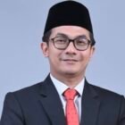 Ketua DPRK Banda Aceh Irwansyah, ST menyambut wisatawan liburan sekolah di Banda Aceh, Jumat 26/6/2026.