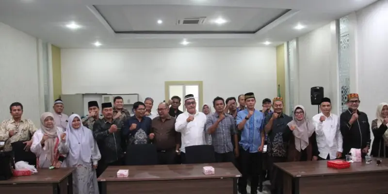 Lembaga Wali Nanggroe mulai menyusun Rancangan Awal Peraturan Wali Nanggroe tentang Pengelolaan Hutan, Hutan Adat, dan Pertambangan Aceh melalui FGD di Ruang Rapat Keurukon Katibul Wali, Kamis 2/7/2026.