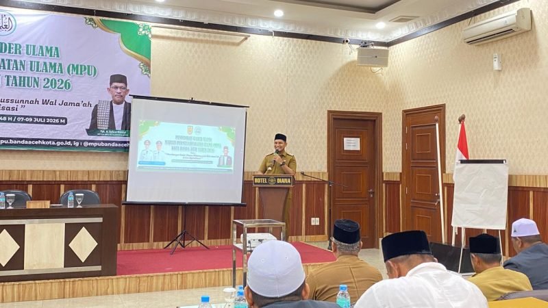 Wakil Wali Kota Banda Aceh Afdhal Khalilullah membuka Pendidikan Kader Ulama Majelis Permusyawaratan Ulama (MPU) Kota Banda Aceh Tahun 2026 di Diana Convention Hall, Selasa 7/7/2026.
