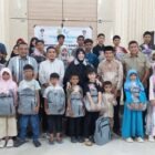 Menjelang tahun ajaran baru 2026/2027, Wali Kota Banda Aceh Illiza Sa’aduddin Djamal menyerahkan bantuan perlengkapan sekolah berupa seragam, tas dan alat tulis kepada 45 anak yatim di Gampong Ie Masen, Kecamatan Ulee Kareng, Jumat 10/7/2026.