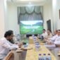 Gubernur Aceh Muzakir Manaf (Mualem) melakukan audiensi dengan Menteri Pertanian RI Andi Amran Sulaiman di kediaman dinas Mentan, Jakarta Selatan, Selasa (4/8/2026), guna membahas dukungan pemulihan lahan pertanian dan perkebunan terdampak bencana di Aceh.