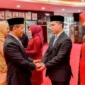 Menteri Energi dan Sumber Daya Mineral Bahlil Lahadalia resmi melantik Mawardi Nur sebagai Kepala Badan Pengelola Migas Aceh (BPMA) di kantor Kementerian ESDM Jakarta, menggantikan Nasri Djalal.