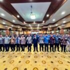 Sebanyak 228 PNS Pemerintah Aceh resmi dilantik dan menerima SK pengangkatan di Banda Aceh, Kamis (6/8/2026). Para ASN baru diharapkan dapat mewujudkan pelayanan publik yang profesional, adaptif, dan berintegritas.