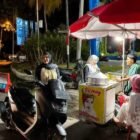 Personel Polresta Banda Aceh menggelar kegiatan strong point malam di sejumlah titik aktivitas masyarakat, Sabtu (8/8/2026) malam hingga Minggu dini hari.