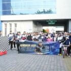 Kepala Kantor Wilayah Kementerian Hukum Aceh Meurah Budiman melepas ratusan peserta jalan santai dalam rangka menyambut Hari Pengayoman ke-81 di halaman Kanwil Kemenkum Aceh, Banda Aceh, Minggu (9/8/2026).