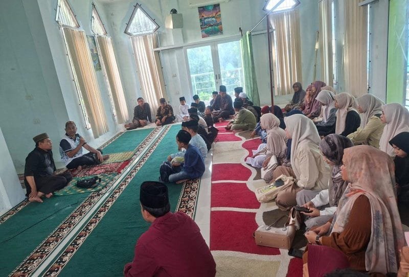 Pemerintah Kota Banda Aceh melalui Dinas Syariat Islam memulai pembinaan intensif Lembaga Pengembangan Tilawatil Quran (LPTQ) bagi calon kafilah MTQ di Mushalla Al Bayan, Minggu (09/08/2026).