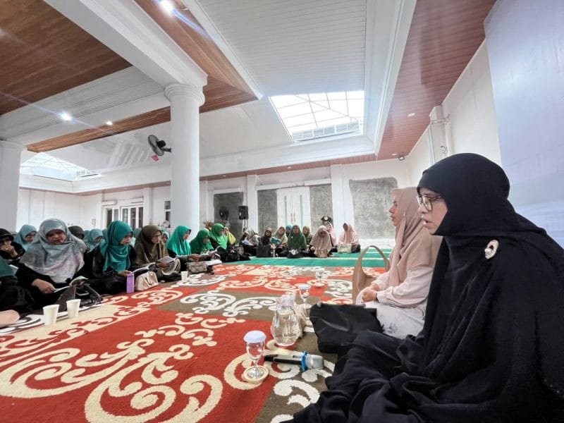 Pendopo Wali Kota Banda Aceh menggelar kajian jumatan bertema “Meningkatkan Keimanan, Menjaga Diri dan Keluarga, serta Mengingat Allah SWT”, Jumat (07/08/2026).