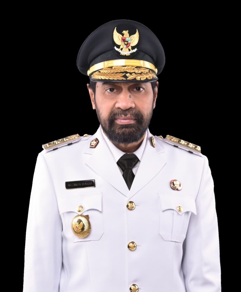 Kajati Aceh yang baru dilantik, Teuku Rahmadsyah. Gubernur Aceh Muzakir Manaf (Mualem) mengucapkan selamat atas pelantikan Teuku Rahmadsyah sebagai Kajati Aceh menggantikan Yudi Triadi, serta berharap kepemimpinan baru ini semakin memperkuat sinergi penegakan hukum dan stabilitas di Aceh.