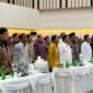 Wakil Gubernur Aceh Fadhlullah (tengah) bersama jajaran Forkopimda Aceh dan Bupati/Wali Kota se-Aceh menghadiri Rapat Koordinasi Forkopimda Regional Sumatera Tahun 2026 di Batam, Kepulauan Riau, Rabu (12/8/2026).