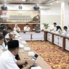 Pemerintah Aceh mengimbau seluruh lapisan masyarakat untuk aktif menggunakan bahasa dan aksara Aceh dalam kehidupan sehari-hari sebagai upaya melestarikan warisan budaya.
