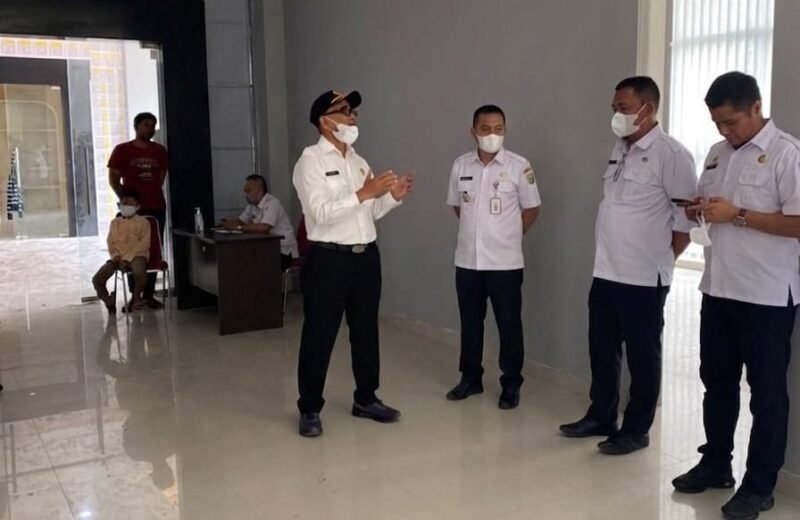 Sekretaris Daerah (Sekda) Kota Banda Aceh Jalaluddin meninjau pembangunan Banda Aceh Academy (BAA), Rabu (12/8/2026).