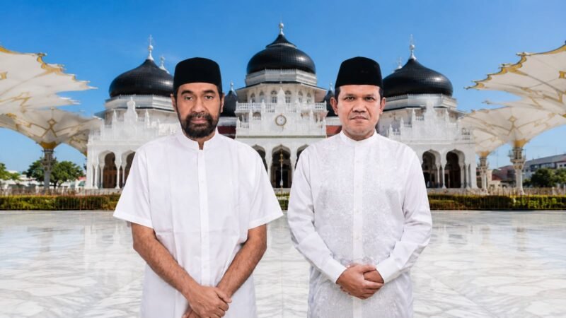 Gubernur Aceh H. Muzakir Manaf menyampaikan sambutan pada malam peringatan Hari Damai Aceh XXI di Masjid Raya Baiturrahman, Banda Aceh, Jumat (14/8/2026).