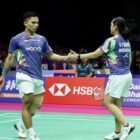 Pasangan ganda campuran Indonesia Amri Syahnawi/Nita Violina Marwah melaju ke semifinal Kejuaraan Dunia Bulutangkis 2026.