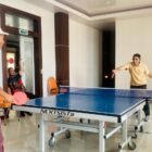 Kepala Dinas Pendidikan Dayah Aceh, Muhsin, S.Pd.I., M.Pd.I., secara resmi membuka Turnamen Tenis Meja Antar-Bidang dalam rangka Semarak Kemerdekaan HUT RI Ke-81 di Aula Lantai 3 Kantor Dinas Pendidikan Dayah Aceh, Banda Aceh, Minggu (23/8/2026).