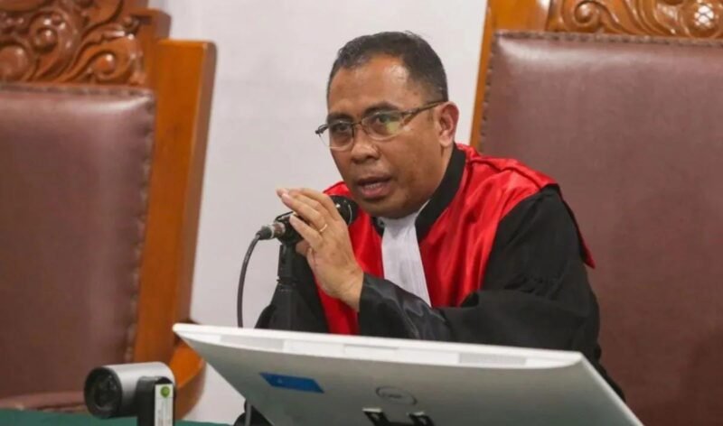 Pengadilan Negeri Jakarta Selatan menolak seluruh permohonan praperadilan yang diajukan mantan Jaksa Agung Muda Tindak Pidana Khusus (Jampidsus) Febrie Adriansyah.