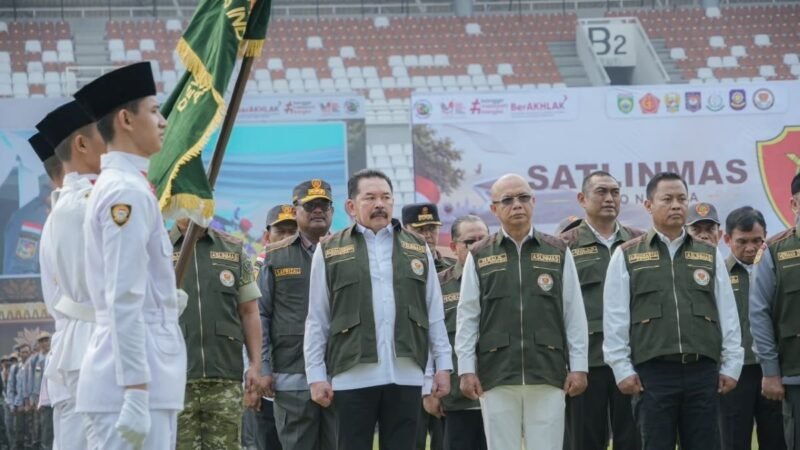 Kemendagri mendorong peningkatan kapasitas Satlinmas di seluruh Indonesia agar semakin profesional merespons kondisi kedaruratan di desa dan kelurahan.