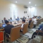 Pemerintah Kota Banda Aceh menggelar rapat koordinasi persiapan Festival Kemerdekaan Pasar Atjeh 2026 di Pendopo Walikota pada Minggu, 2 Agustus 2026.
